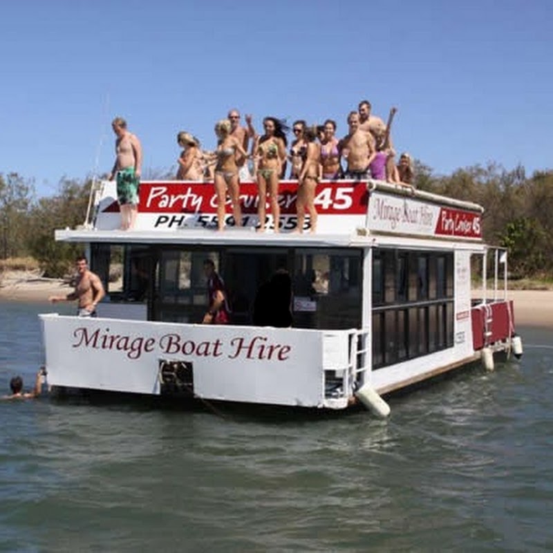 Mirage Boat Hire and cruises main beach