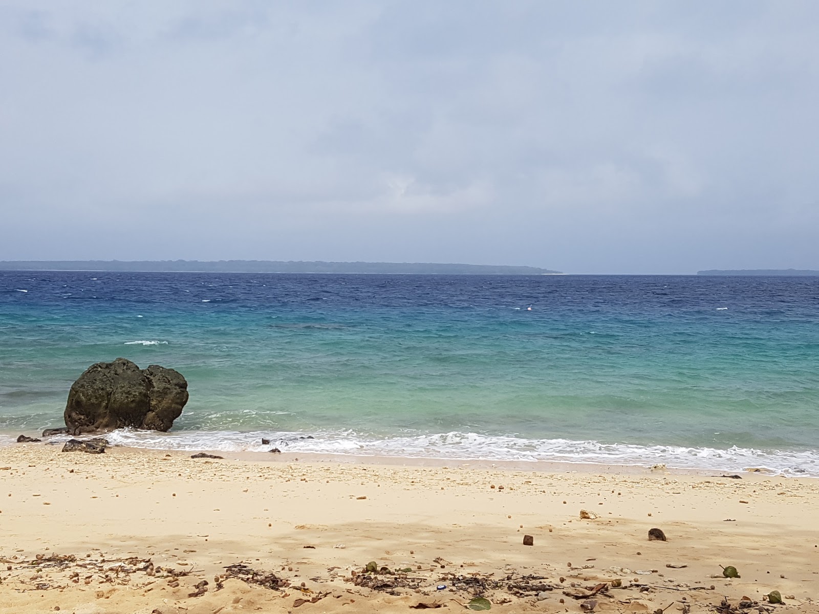Foto von Espiritu Santo Beach mit beiger sand Oberfläche