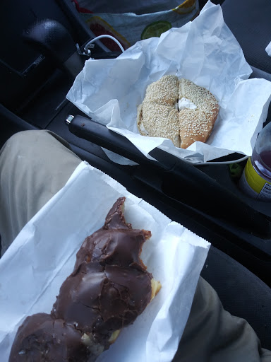 Donut Shop «Monterey Donut Shop», reviews and photos, 2440 Fremont St # 203, Monterey, CA 93940, USA