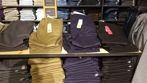 Stores to buy men's pants Orlando