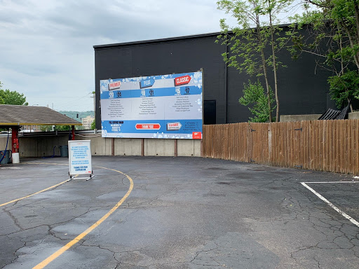 Car Wash «Parkway Auto Wash», reviews and photos, 3330 Central Pkwy, Cincinnati, OH 45225, USA