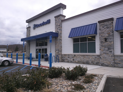 Thrift Store «Goodwill Oxford Store & Donation Station», reviews and photos