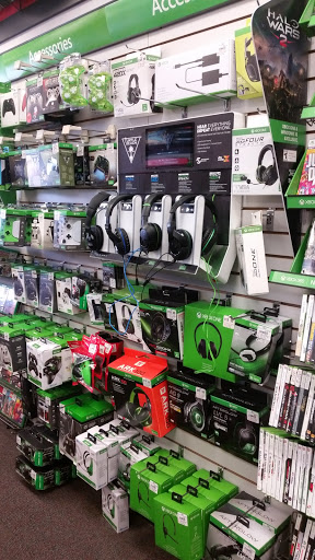Video Game Store «GameStop», reviews and photos, 1418 Town Center Blvd, Brunswick, OH 44212, USA