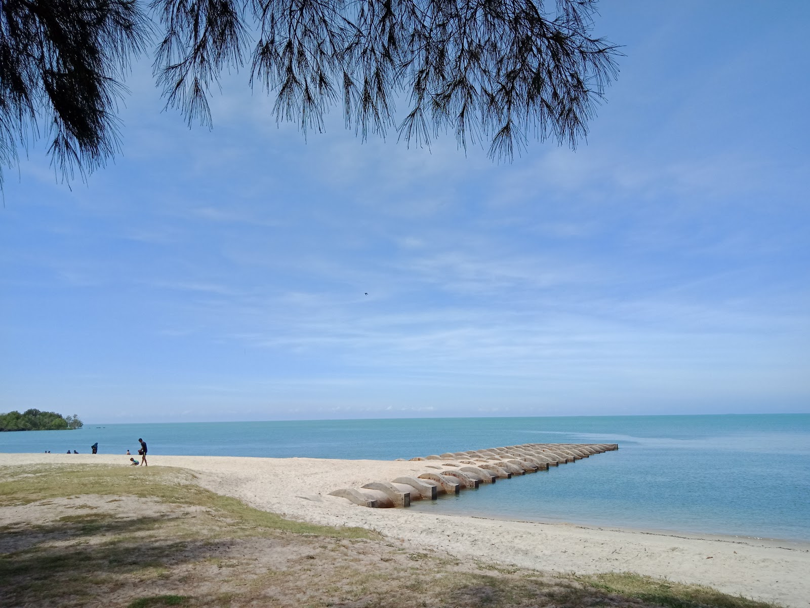 Valokuva Port Dickson Beachista. puhtaustasolla korkea