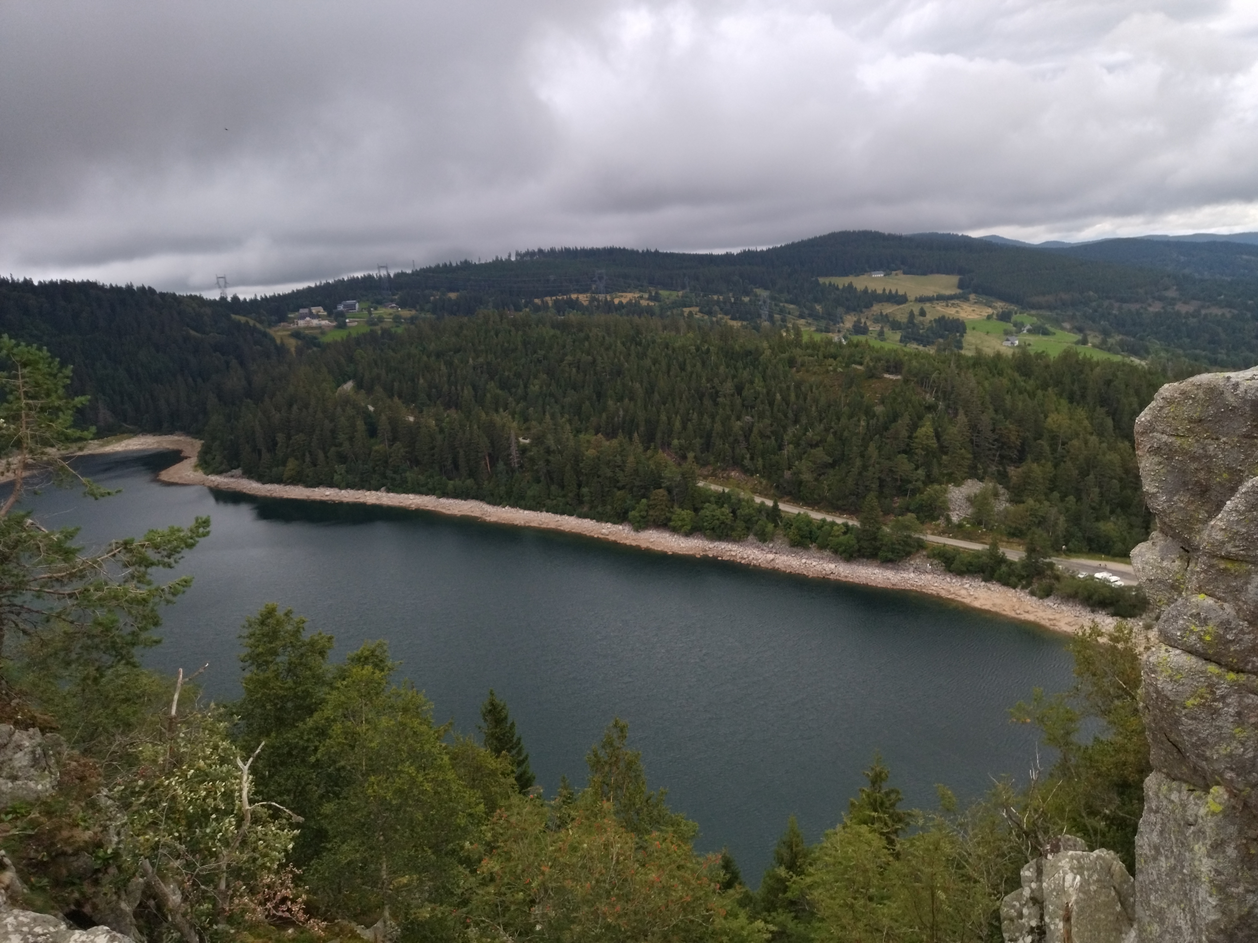 Photo n° 23 de l'avis de MM.u fait le 27/08/2023 à 14:16