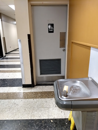 Shopping Mall «Washington Square Mall», reviews and photos, 10202 E Washington St, Indianapolis, IN 46229, USA