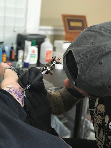 Tattoo Shop «Red Shores Tattoo Co.», reviews and photos, 2909 Baldwin St, Houston, TX 77006, USA