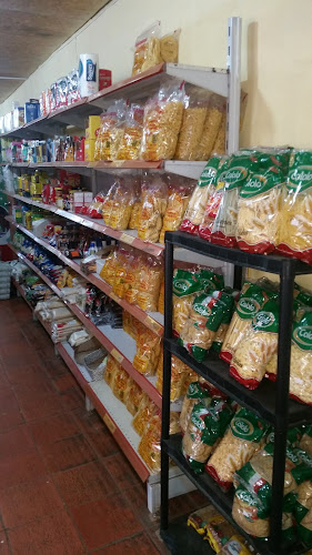 Opiniones de Sal Y Pimienta en Canelones - Supermercado
