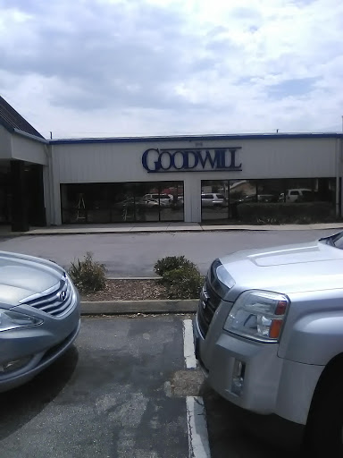 Goodwill, 1036 Beach Blvd, Jacksonville Beach, FL 32250, Variety Store