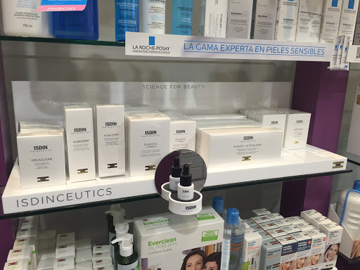 Farmacia Carmen González - Villamil Llana