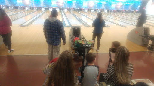 Bowling Alley «Eastern Lanes», reviews and photos, 6943 Coles Rd, Middletown, OH 45044, USA