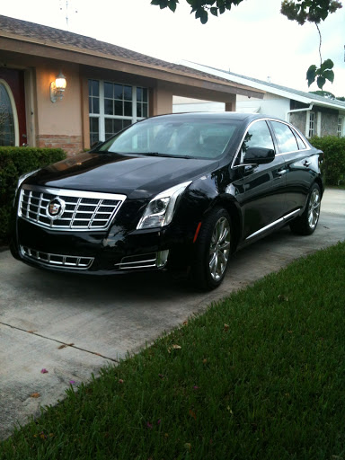 Cadillac Dealer «AutoNation Cadillac West Palm Beach», reviews and photos, 2101 45th St, West Palm Beach, FL 33407, USA