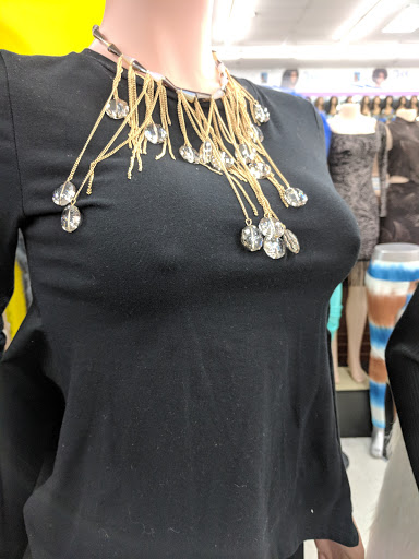 Beauty Supply Store «Star Beauty Supplies», reviews and photos, 2925 W 159th St, Markham, IL 60428, USA