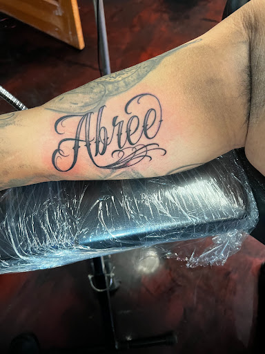 Explore tattoo cuff ideas, creative tattoo ideas in Silver City, available at Independent Ink Tattoo