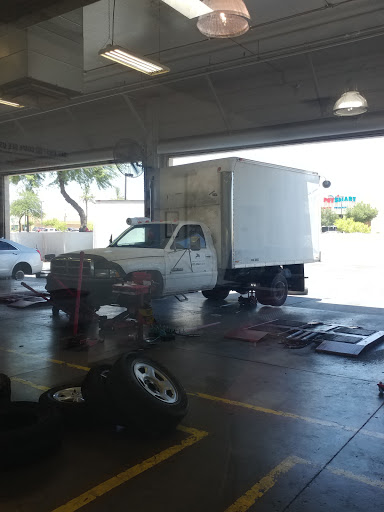 Tire Shop «Discount Tire Store», reviews and photos, 1130 W Elliot Rd, Tempe, AZ 85284, USA