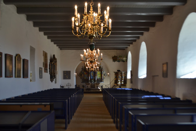 Anmeldelser af Snejbjerg Kirke i Herning - Kirke