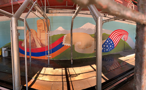 Car Wash «Crescenta Valley Car Wash», reviews and photos, 2800 Foothill Blvd, La Crescenta, CA 91214, USA