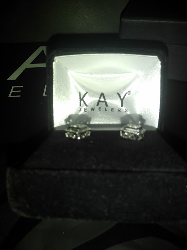 Jewelry Store «Kay Jewelers», reviews and photos, 3216 N John Young Pkwy, Kissimmee, FL 34741, USA