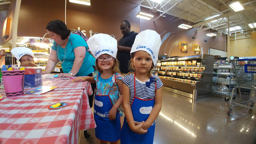 Shopping Mall «Braelinn Village Shopping Center», reviews and photos, 548 Crosstown Drive, Peachtree City, GA 30269, USA