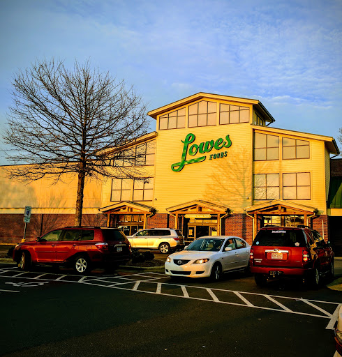 Grocery Store «Lowes Foods on Strickland Road», reviews and photos, 9600 Strickland Rd, Raleigh, NC 27615, USA