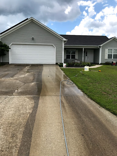 Sea Spray Exterior Cleaning ,LLC