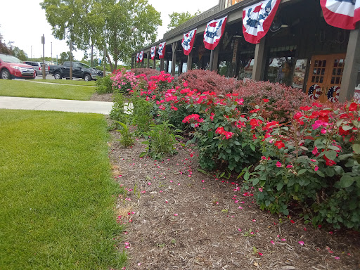 American Restaurant «Cracker Barrel Old Country Store», reviews and photos, 2393 Pacer Ct NW, Corydon, IN 47112, USA