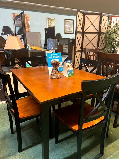 Furniture Store «C W Furnishings Inc», reviews and photos, 501 W St, Sacramento, CA 95818, USA