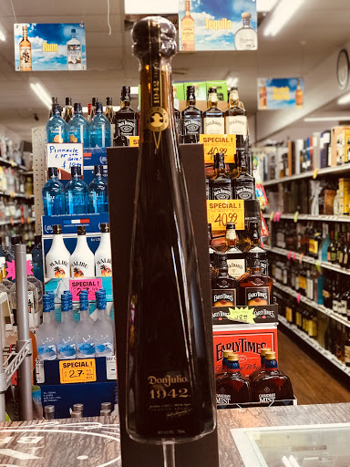 Liquor Store «Liquor World», reviews and photos, 4909 US-1, Fort Pierce, FL 34982, USA