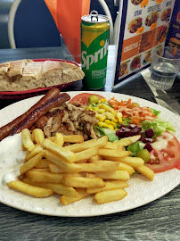 Plats et boissons du Kebab Restaurant Boufarik à Lyon - n°2