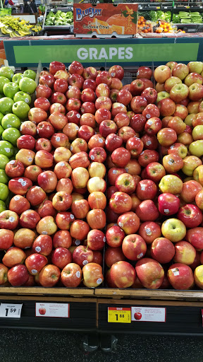 Grocery Store «Fred Meyer», reviews and photos, 365 Renton Center Way SW, Renton, WA 98057, USA
