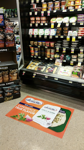 Grocery Store «Jewel-Osco», reviews and photos, 1157 N Eola Rd, Aurora, IL 60502, USA