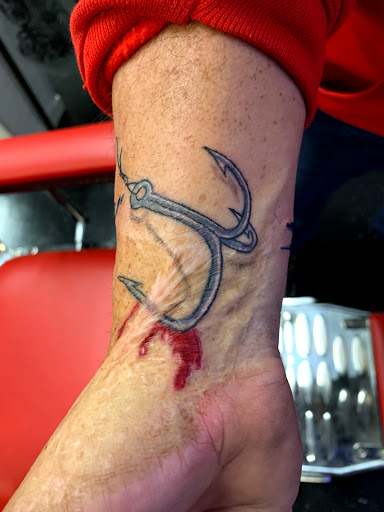 Tattoo Shop «Mystic Tattoo and Body Piercing», reviews and photos, 1150 Richmond Rd, Charlottesville, VA 22911, USA