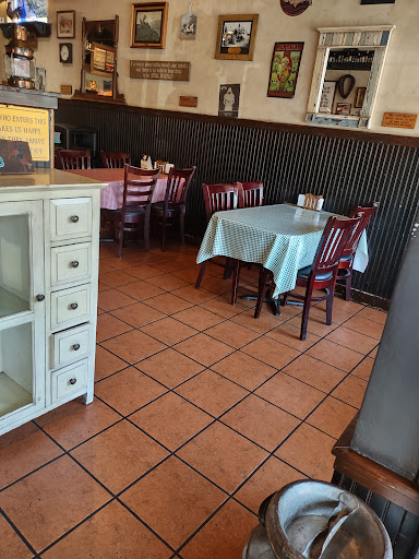 Barbecue Restaurant «Trail Dust BBQ», reviews and photos, 17240 Monterey Rd, Morgan Hill, CA 95037, USA