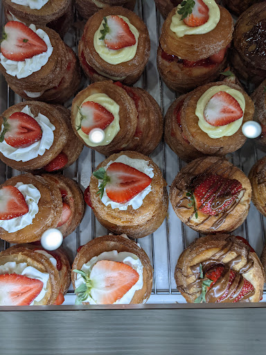 Donut Shop «SK Donuts & Croissant», reviews and photos, 5850 W 3rd St, Los Angeles, CA 90036, USA