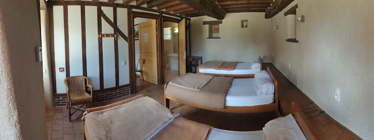 Chambres Lodge Gîte de groupe du Petit Douaillon 53200 Gennes-Longuefuye