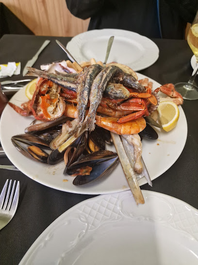 Bar Restaurante Gaztela Berria - Extremadura Kalea, 48902 Barakaldo, Bizkaia, Spain