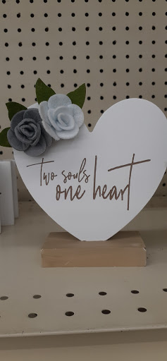 Discount Store «Big Lots», reviews and photos, 1235 Farmington Ave, Bristol, CT 06010, USA