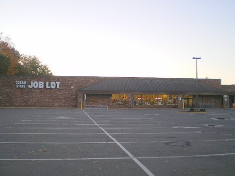 Ocean State Job Lot, 90 W Main St, Clinton, CT 06413, USA, 