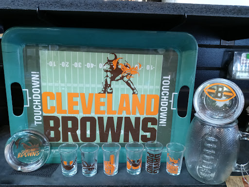 Tobacco Shop «Hypnotized Smoke Shop», reviews and photos, 2967 Patterson Rd, Florissant, MO 63031, USA