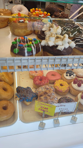 Donut Shop «Sarah Donuts», reviews and photos, 5860 Jimmy Carter Blvd #155, Norcross, GA 30071, USA