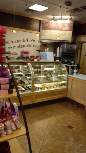 Shopping Mall «Outlets at Vicksburg», reviews and photos, 4000 S Frontage Rd, Vicksburg, MS 39180, USA