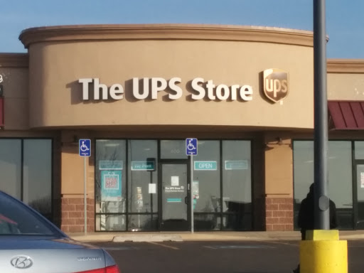 Shipping and Mailing Service «The UPS Store», reviews and photos, 733 N King S #400, Layton, UT 84041, USA