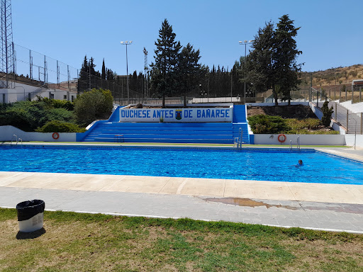 Piscina Alhama en Alhama de Granada, Granada