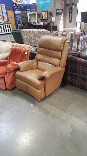 Furniture Store «101 & Ludlow Goodwill Redesign Store & Donation Center», reviews and photos, 8679 W Ludlow Dr Suite 5, Peoria, AZ 85381, USA