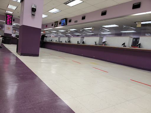 Shopping Mall «White Plains Mall», reviews and photos, 200 Hamilton Ave, White Plains, NY 10601, USA