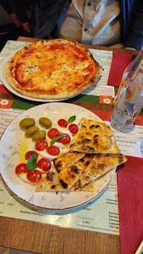 Pizza du Pizzeria La Voglia à Annecy - n°19