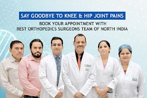 Dr Anand Jindal MS Ortho ( PGI Chandigarh) | ACL Surgeon | Sports Injuries Surgeon | Best Joint replacement Surgeon image