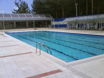 Erbaa Belediyesi Yüzme Havuzu