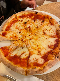 Plats et boissons du Pizzeria Pizza Pino à Vélizy-Villacoublay - n°4