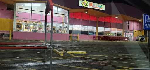 Grocery Store «Lowes Mercado», reviews and photos, 1320 S Federal Blvd, Denver, CO 80219, USA